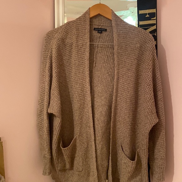 🧡 CLOSET CLEANOUT 5 for $50 SALE 🧡 AE Cardigan - Picture 1 of 1